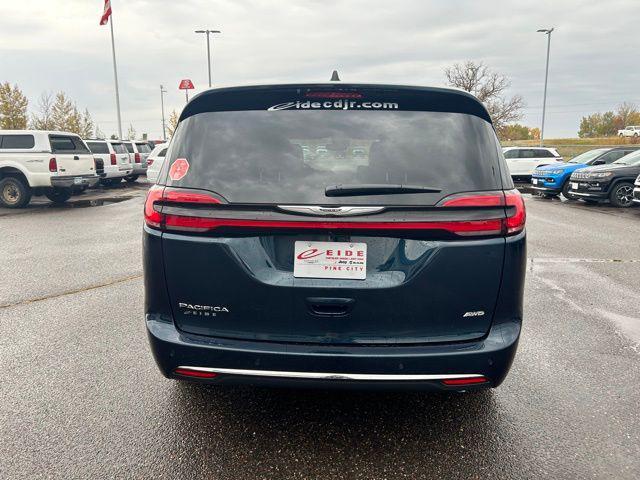 new 2025 Chrysler Pacifica car, priced at $42,085