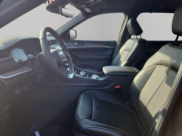 new 2025 Jeep Grand Cherokee L car, priced at $47,500