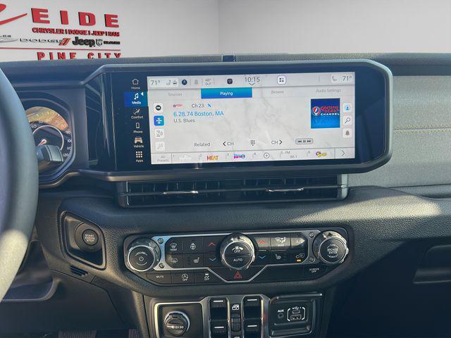 new 2025 Jeep Wrangler car, priced at $45,774