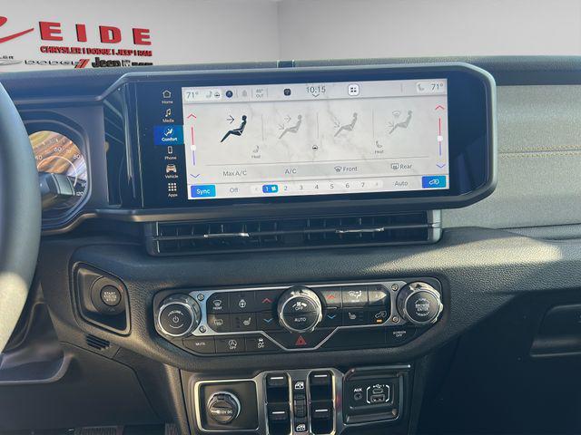 new 2025 Jeep Wrangler car, priced at $45,774