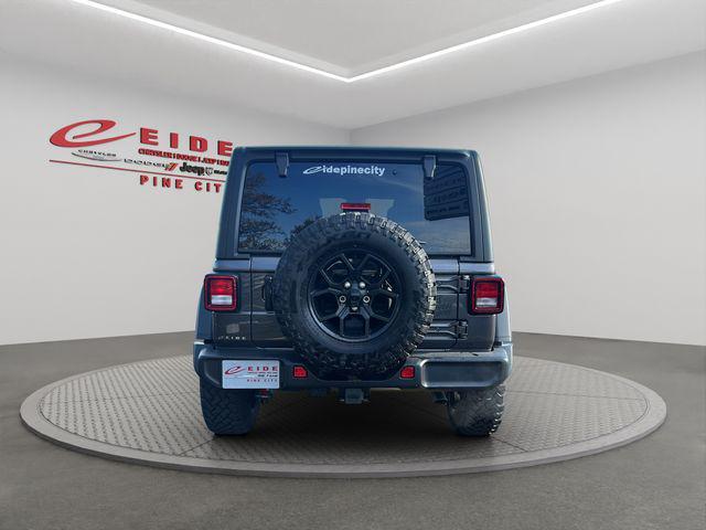 new 2025 Jeep Wrangler car, priced at $45,774