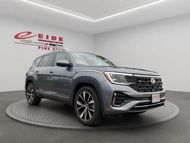 used 2024 Volkswagen Atlas car, priced at $39,000