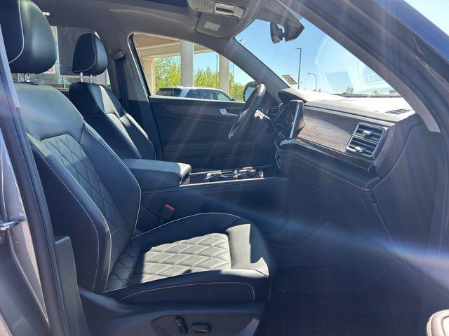 used 2024 Volkswagen Atlas car, priced at $44,500