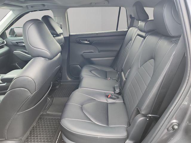 used 2024 Toyota Highlander car, priced at $42,000