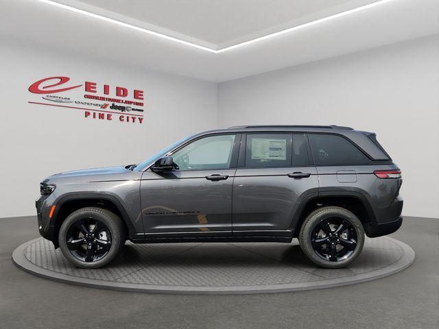 new 2025 Jeep Grand Cherokee car, priced at $45,312
