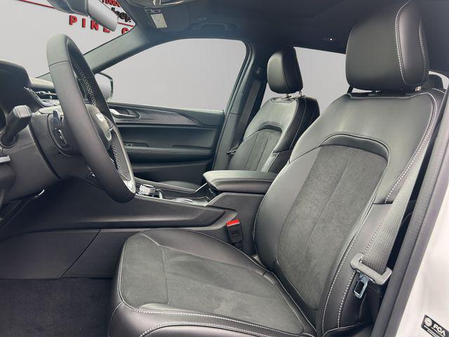 new 2025 Jeep Grand Cherokee car, priced at $41,287