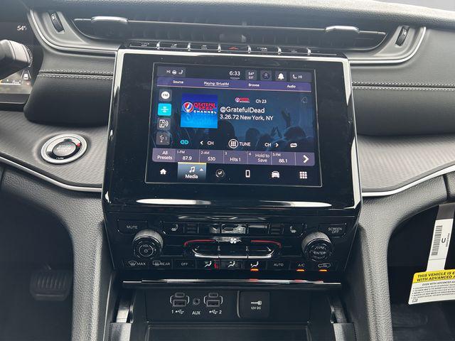 new 2025 Jeep Grand Cherokee car, priced at $41,287