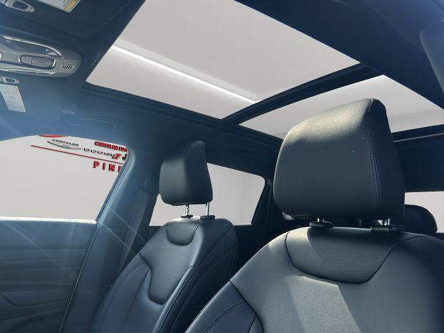 new 2025 Jeep Compass car, priced at $29,500