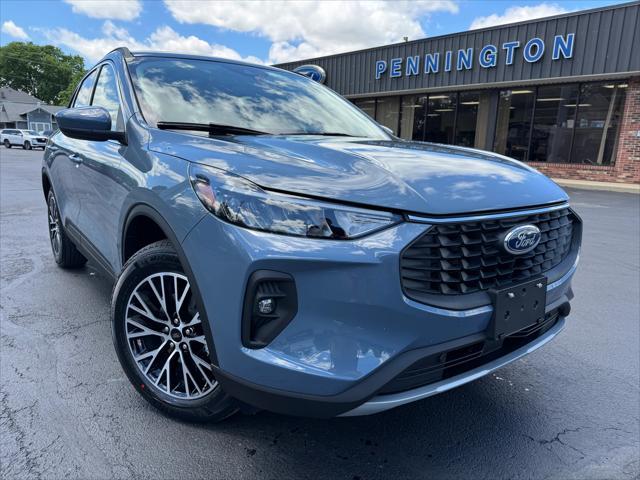 new 2025 Ford Escape PHEV car, priced at $38,128