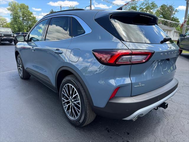 new 2025 Ford Escape PHEV car, priced at $38,128