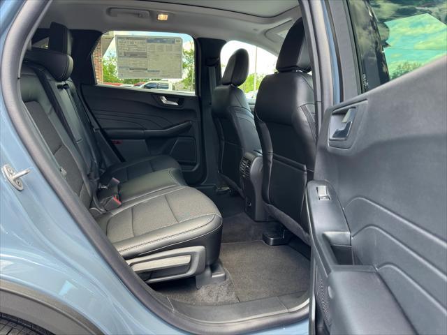 new 2025 Ford Escape PHEV car, priced at $38,128