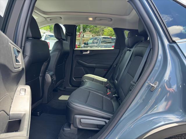new 2025 Ford Escape PHEV car, priced at $38,128