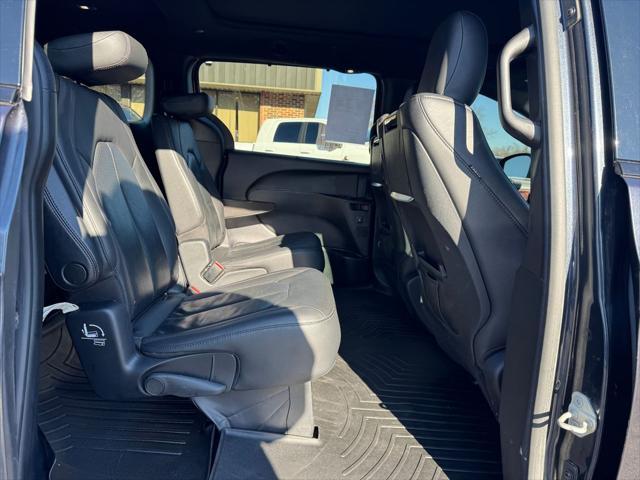 used 2020 Chrysler Pacifica car, priced at $20,998