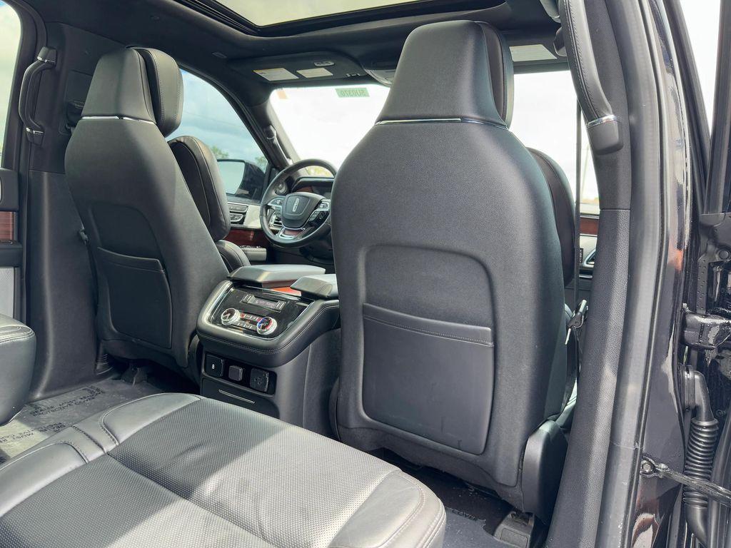 used 2020 Lincoln Navigator car, priced at $50,998