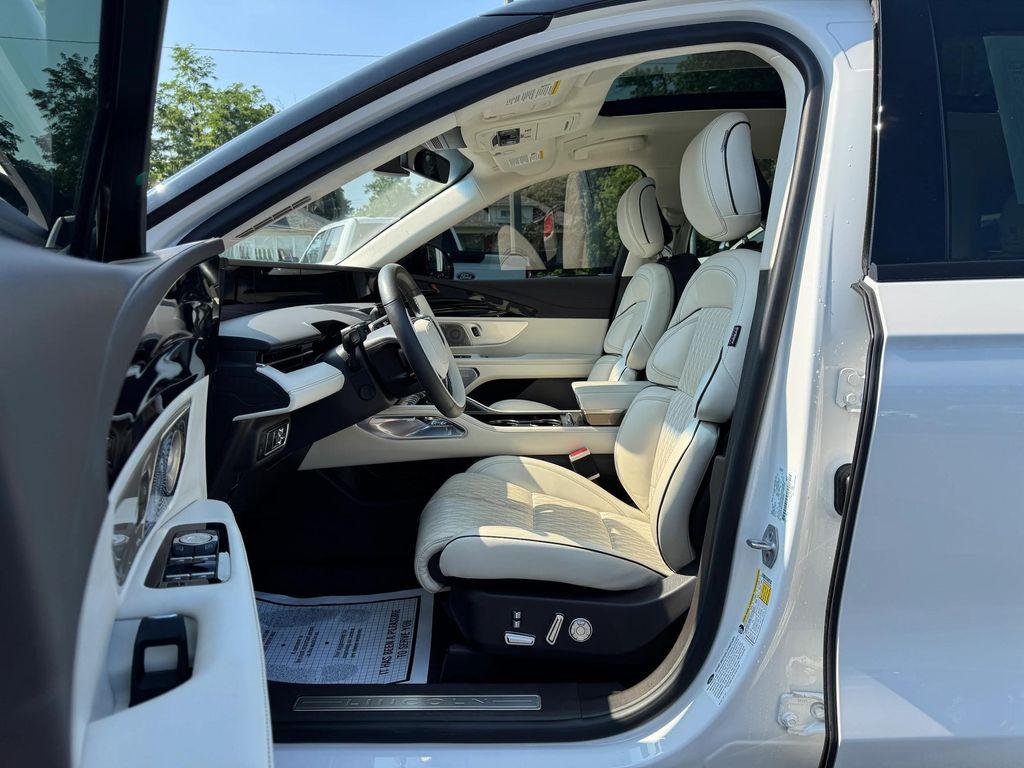 used 2024 Lincoln Nautilus car, priced at $65,995