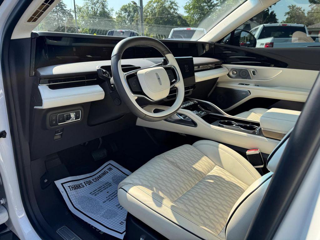 used 2024 Lincoln Nautilus car, priced at $65,995