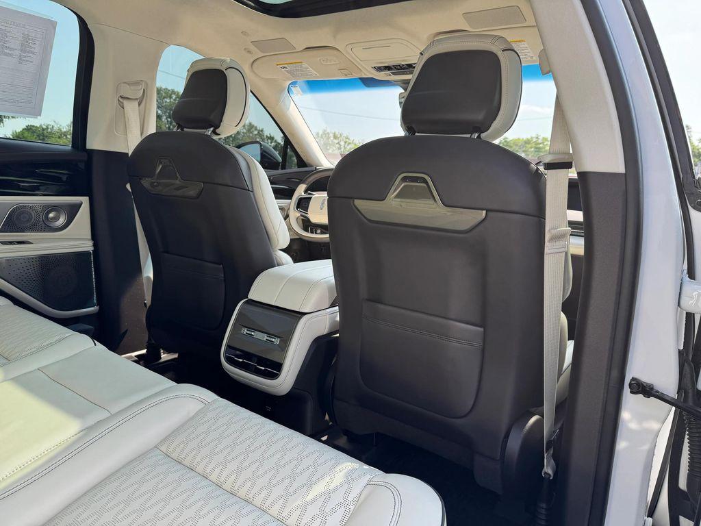 used 2024 Lincoln Nautilus car, priced at $65,995