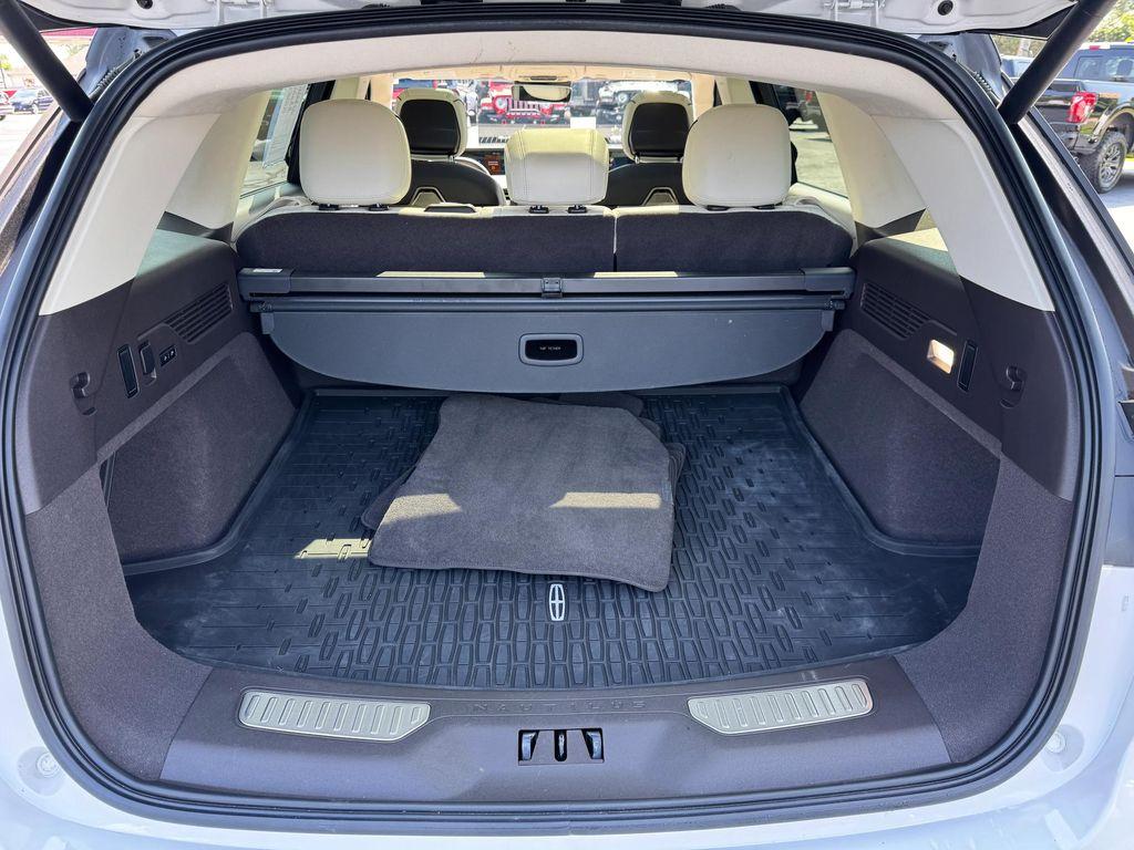 used 2024 Lincoln Nautilus car, priced at $65,995