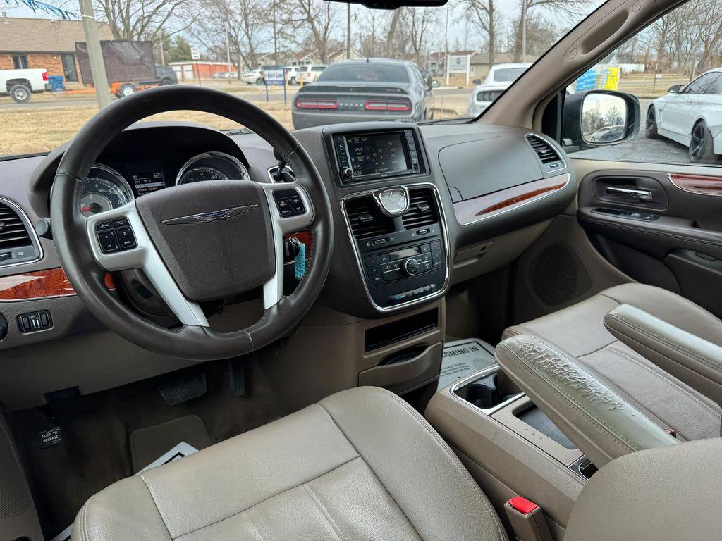 used 2014 Chrysler Town & Country car, priced at $11,999