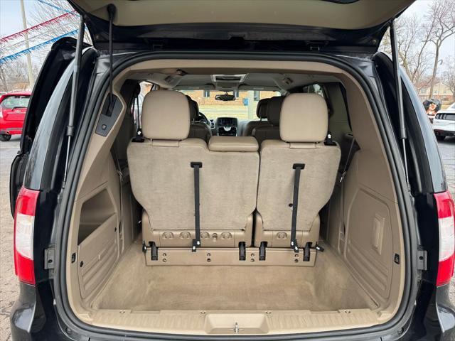 used 2014 Chrysler Town & Country car, priced at $11,998