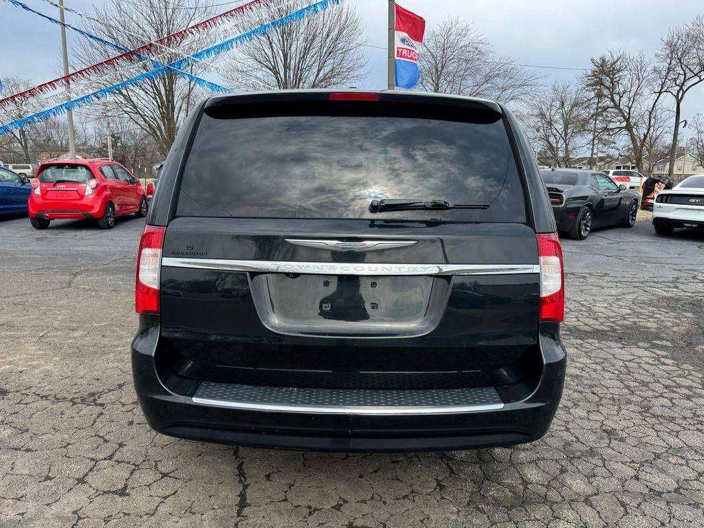 used 2014 Chrysler Town & Country car, priced at $11,999
