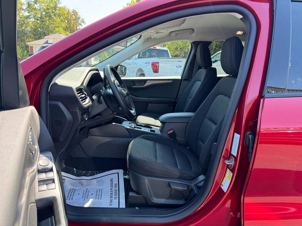 new 2025 Ford Escape car, priced at $35,735