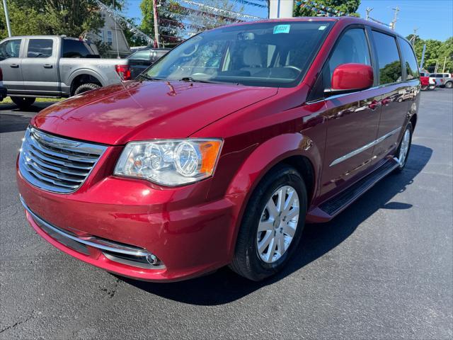 used 2012 Chrysler Town & Country car