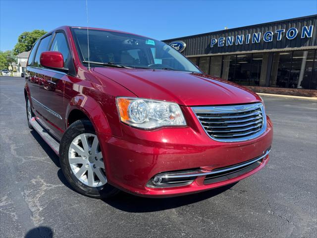 used 2012 Chrysler Town & Country car