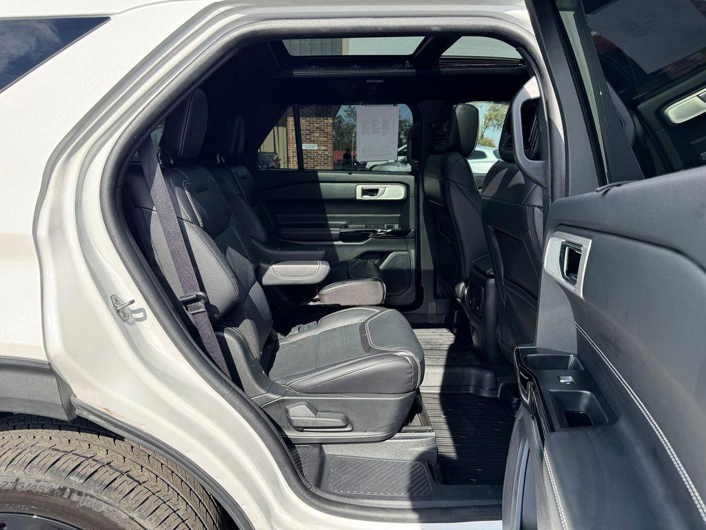 used 2022 Ford Explorer car
