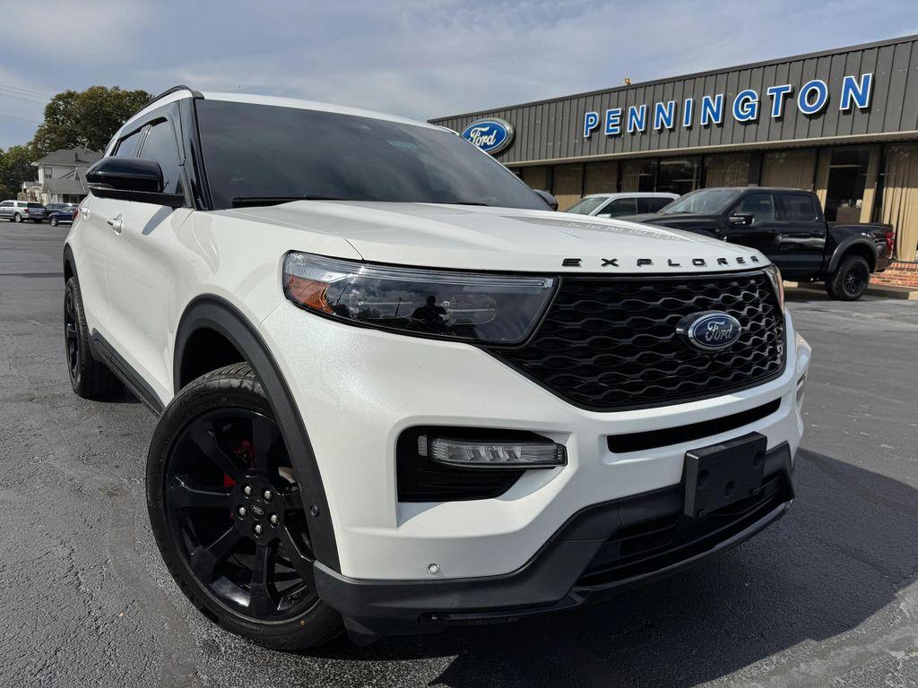used 2022 Ford Explorer car