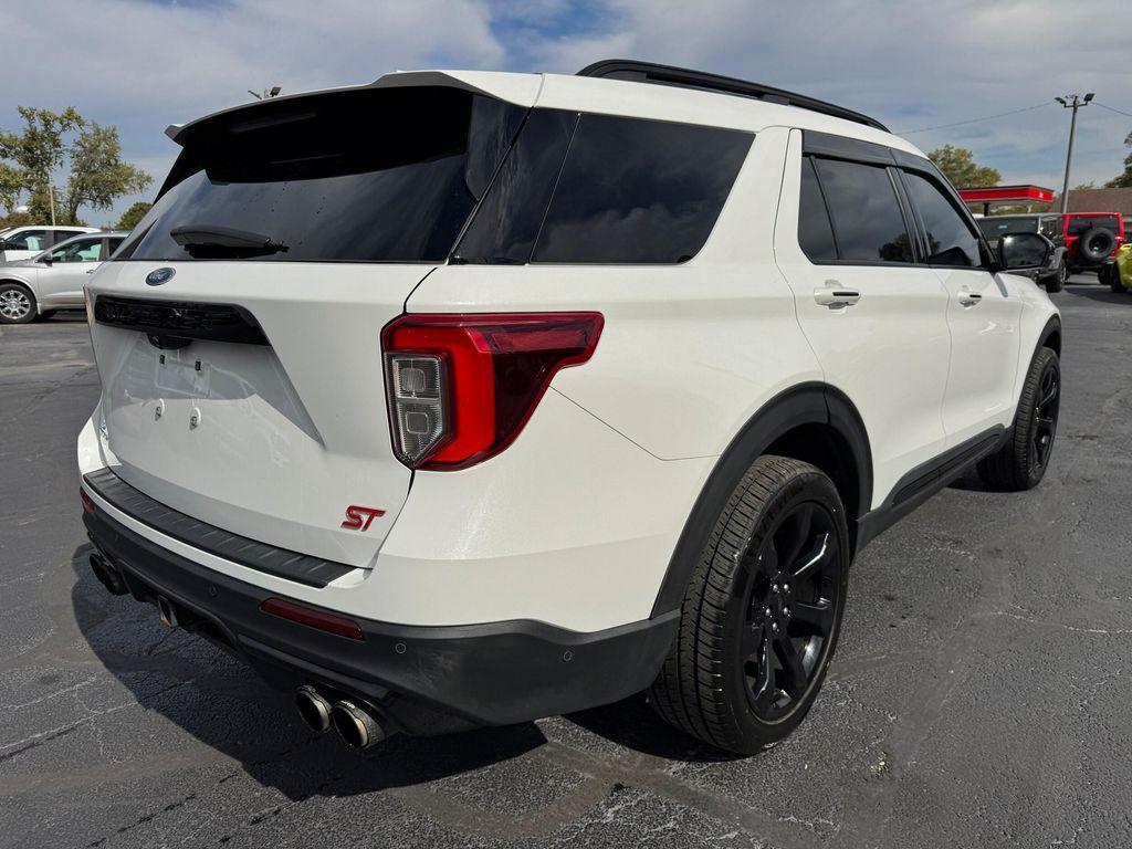 used 2022 Ford Explorer car