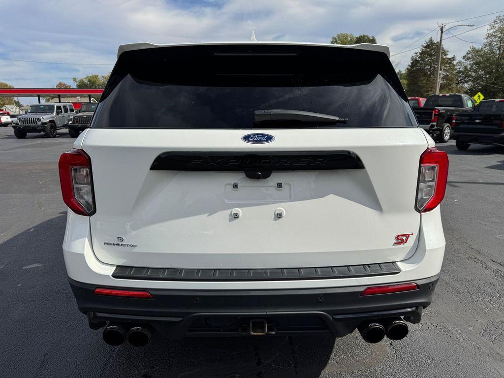 used 2022 Ford Explorer car