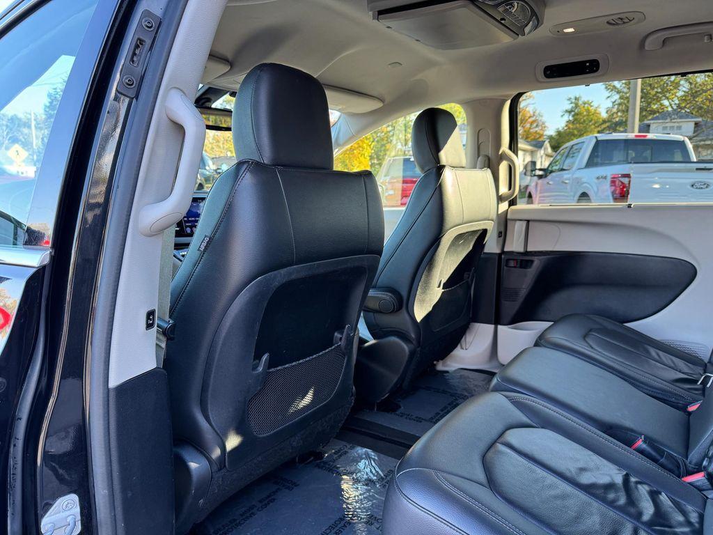 used 2017 Chrysler Pacifica car, priced at $11,998