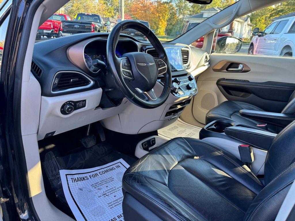 used 2017 Chrysler Pacifica car, priced at $11,998
