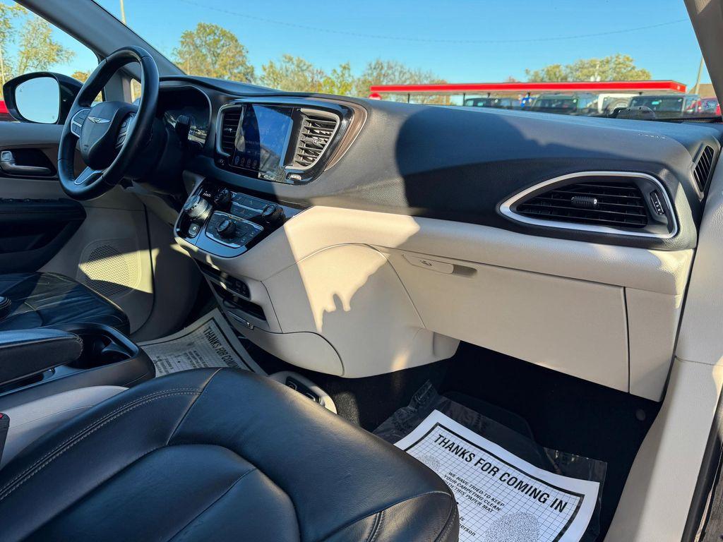 used 2017 Chrysler Pacifica car, priced at $11,998