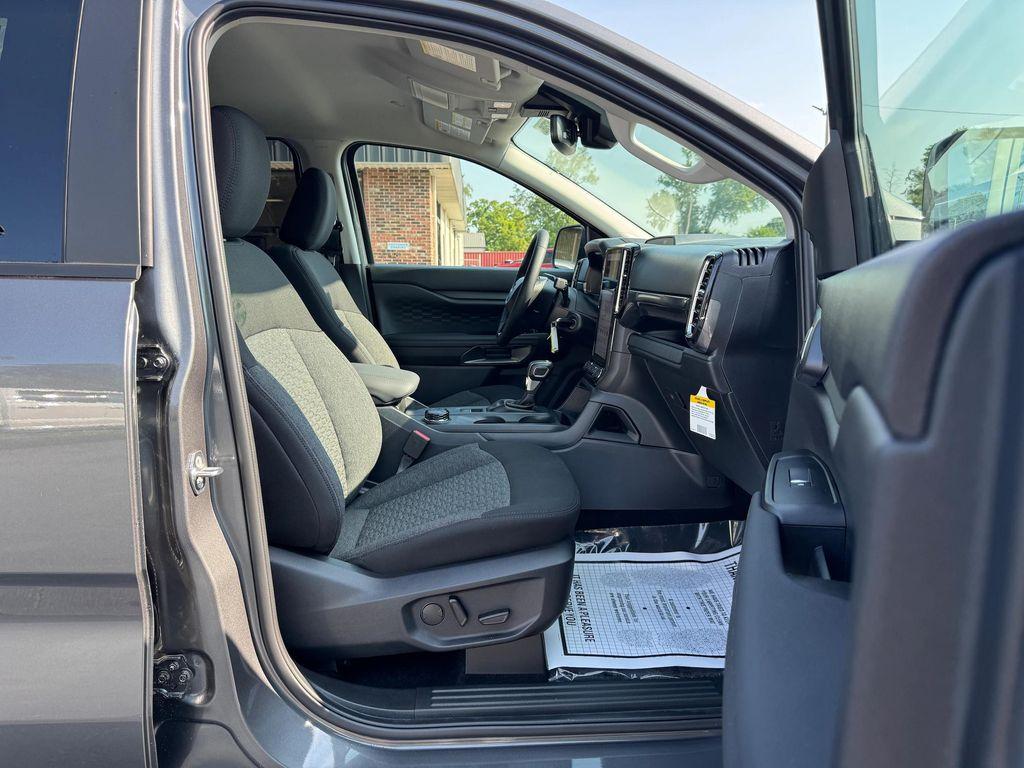 new 2025 Ford Ranger car, priced at $42,153
