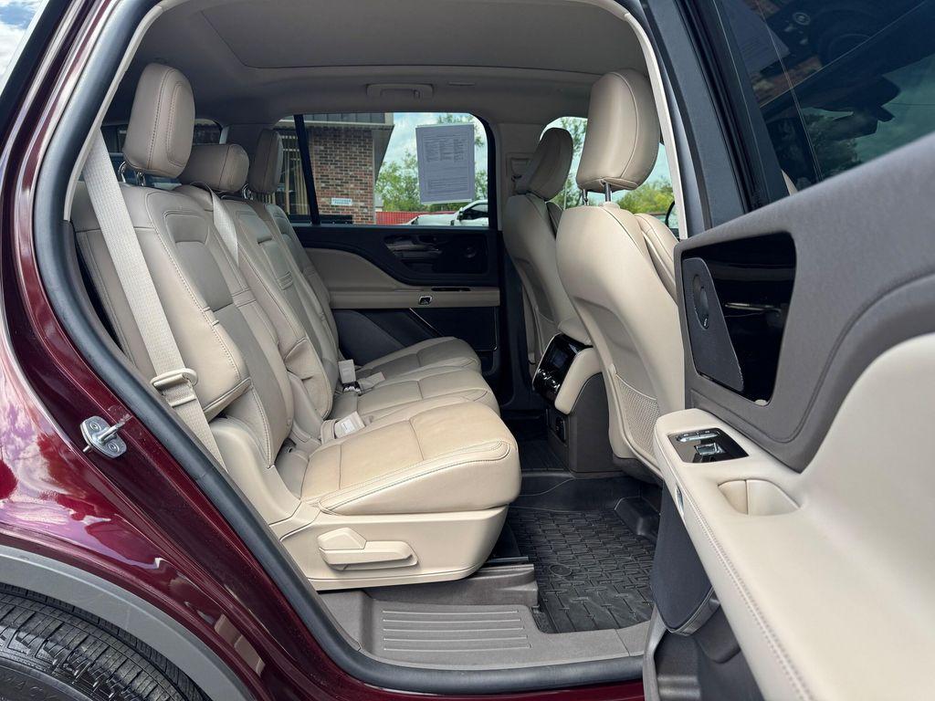 used 2022 Lincoln Aviator car, priced at $37,998