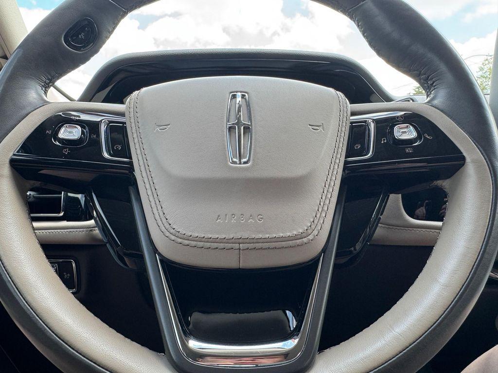 used 2022 Lincoln Aviator car, priced at $37,998