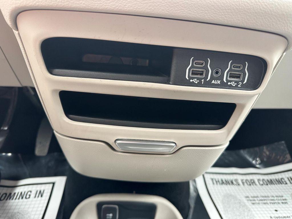 used 2023 Chrysler Pacifica car, priced at $25,998