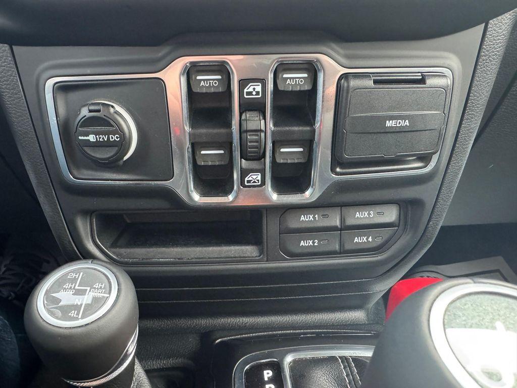 used 2019 Jeep Wrangler Unlimited car, priced at $34,998