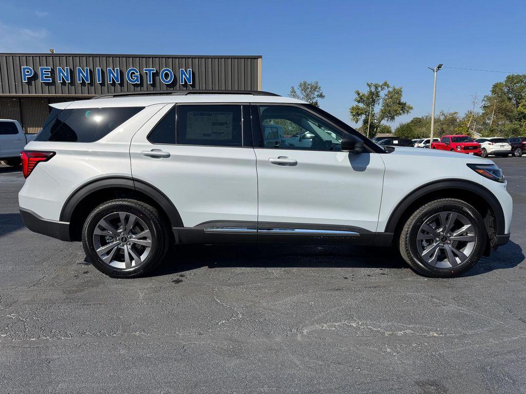 new 2025 Ford Explorer car, priced at $49,060