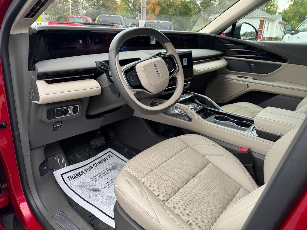 used 2024 Lincoln Nautilus car, priced at $50,704