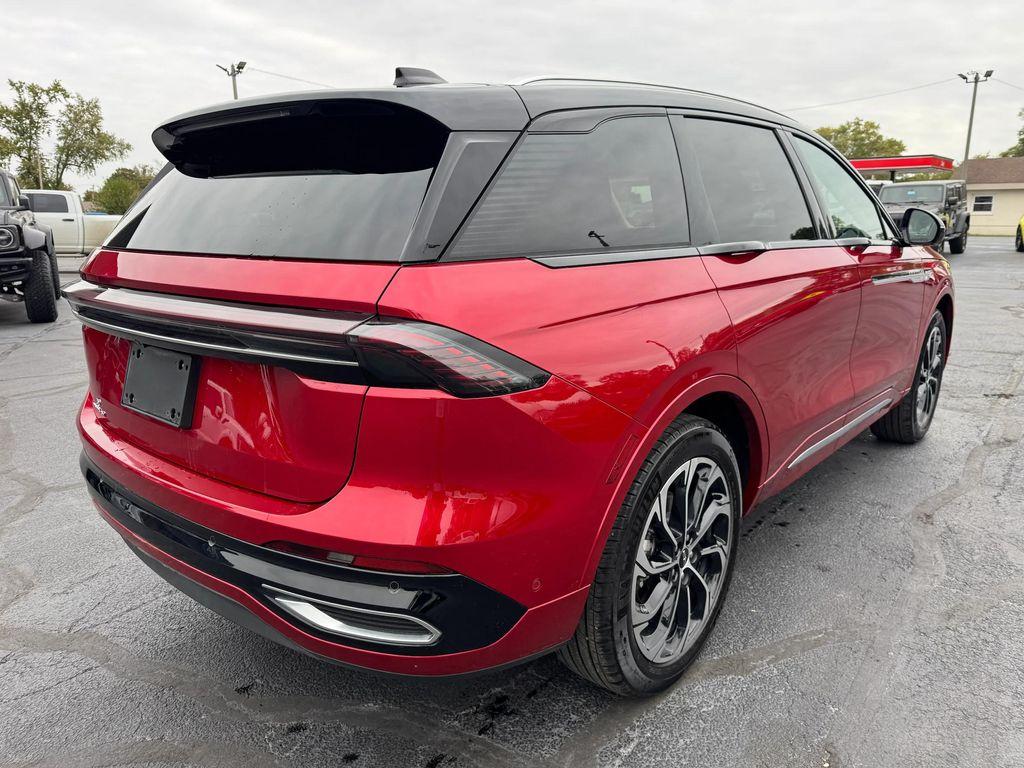 used 2024 Lincoln Nautilus car, priced at $50,704