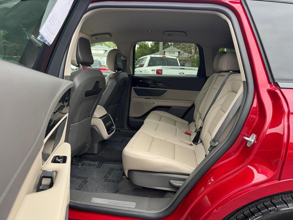 used 2024 Lincoln Nautilus car, priced at $50,704