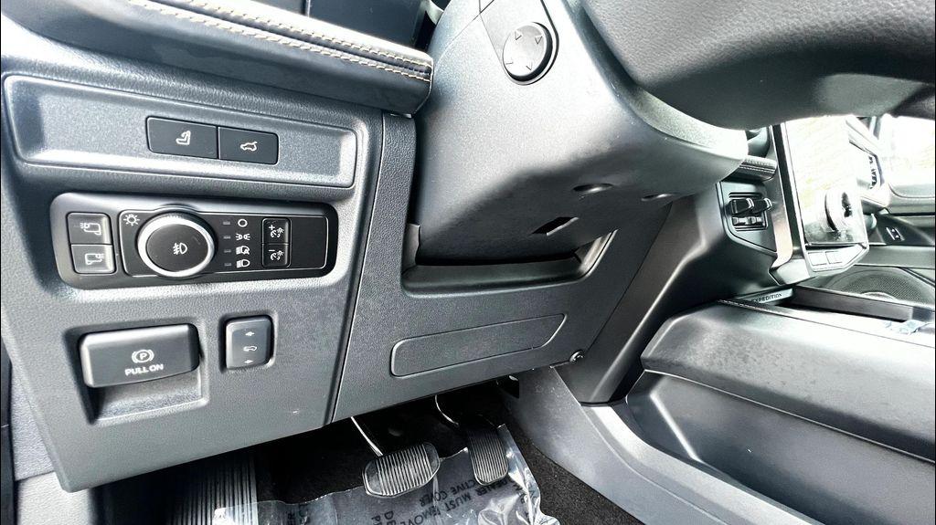 used 2023 Ford Expedition Max car, priced at $72,998