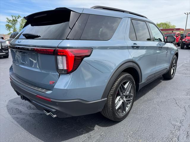 used 2025 Ford Explorer car