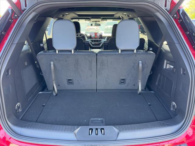 used 2025 Ford Explorer car, priced at $46,395