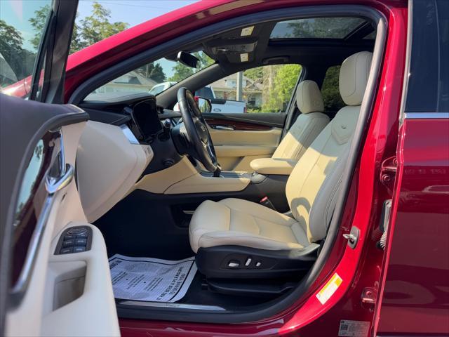 used 2019 Cadillac XT5 car, priced at $20,998