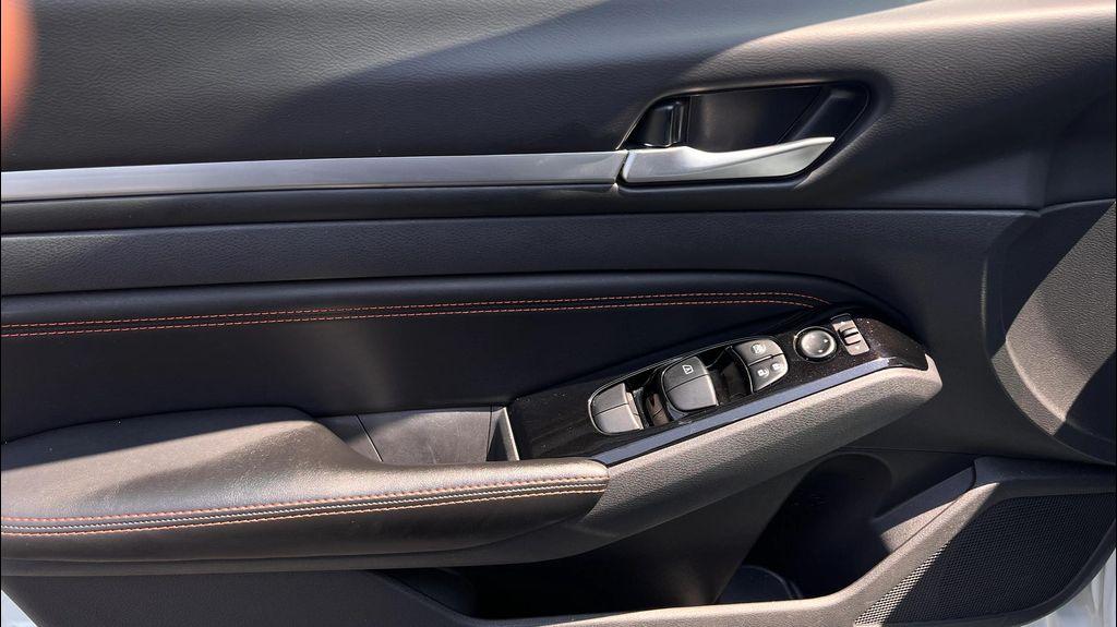 used 2023 Nissan Altima car, priced at $27,998