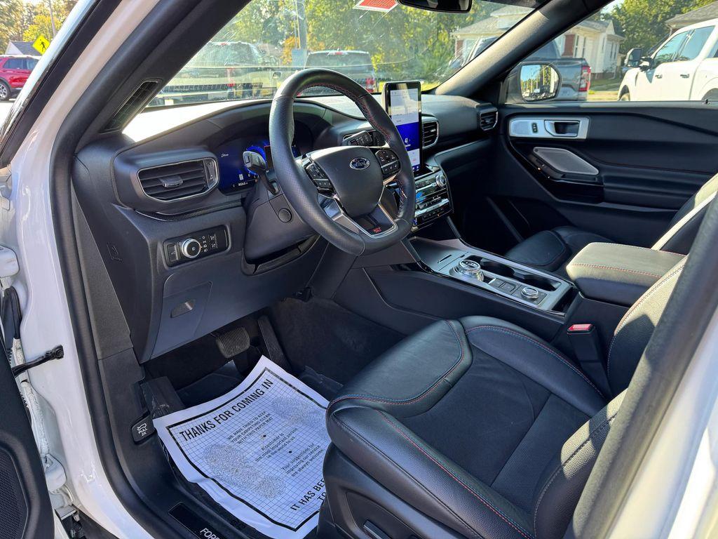 used 2023 Ford Explorer car, priced at $47,295